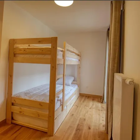 Bel Neuf 8 Pers Pres Du Village Avec Wifi Et Garage - Fr-1-642-100 Apartment Samoens